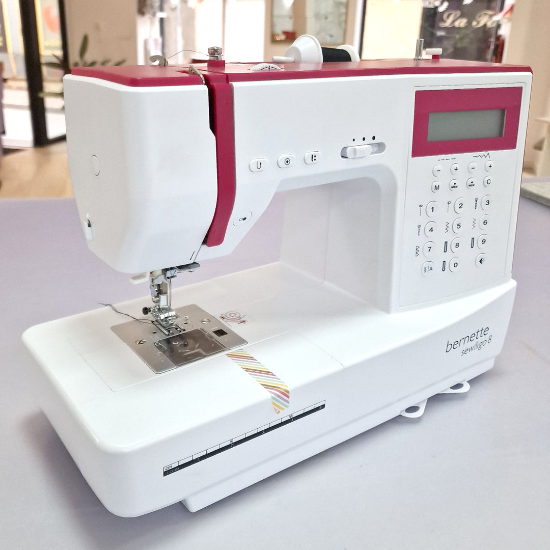 Prise en main de votre machine à coudre ou de votre surjeteuse