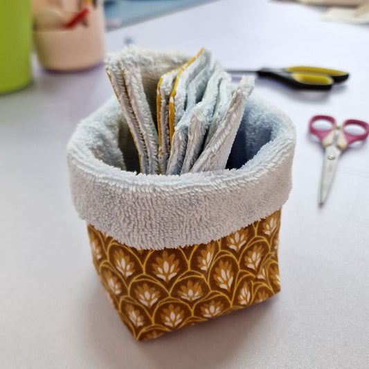 Panier et ses lingettes
